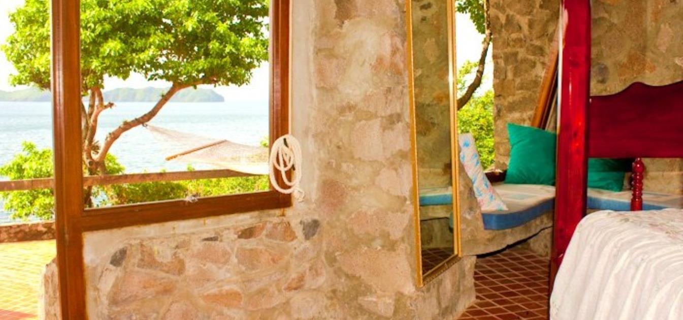 vacation-rentals/st-vincent-and-the-grenadines/bequia/moonhole/tranquility-villa