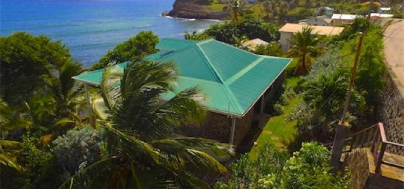 vacation-rentals/st-vincent-and-the-grenadines/bequia/la-pompe/la-luna-azul-whole-house