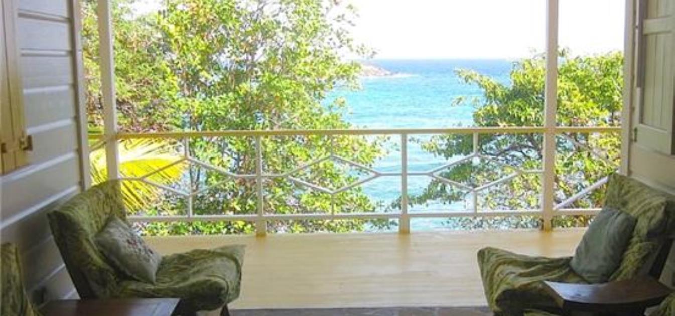 vacation-rentals/st-vincent-and-the-grenadines/bequia/la-pompe/la-luna-azul-whole-house