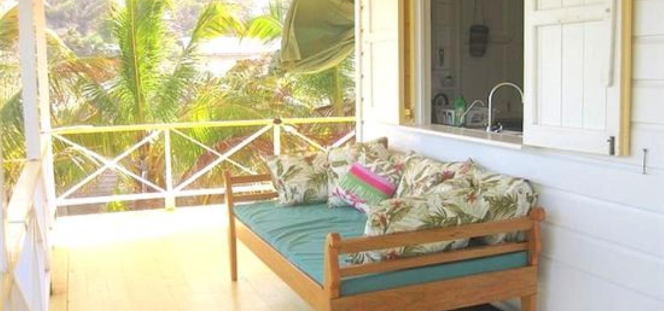 vacation-rentals/st-vincent-and-the-grenadines/bequia/la-pompe/la-luna-azul-whole-house