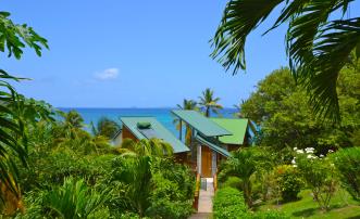 New Eden - Bequia Beach House With Pool