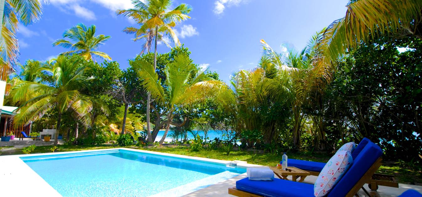 vacation-rentals/st-vincent-and-the-grenadines/bequia/friendship-bay/new-eden-bequia-beach-house-with-pool