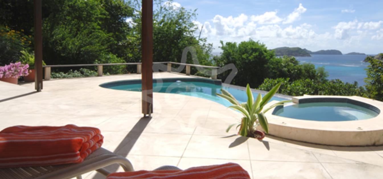 vacation-rentals/st-vincent-and-the-grenadines/bequia/friendship-bay/overlook-villa